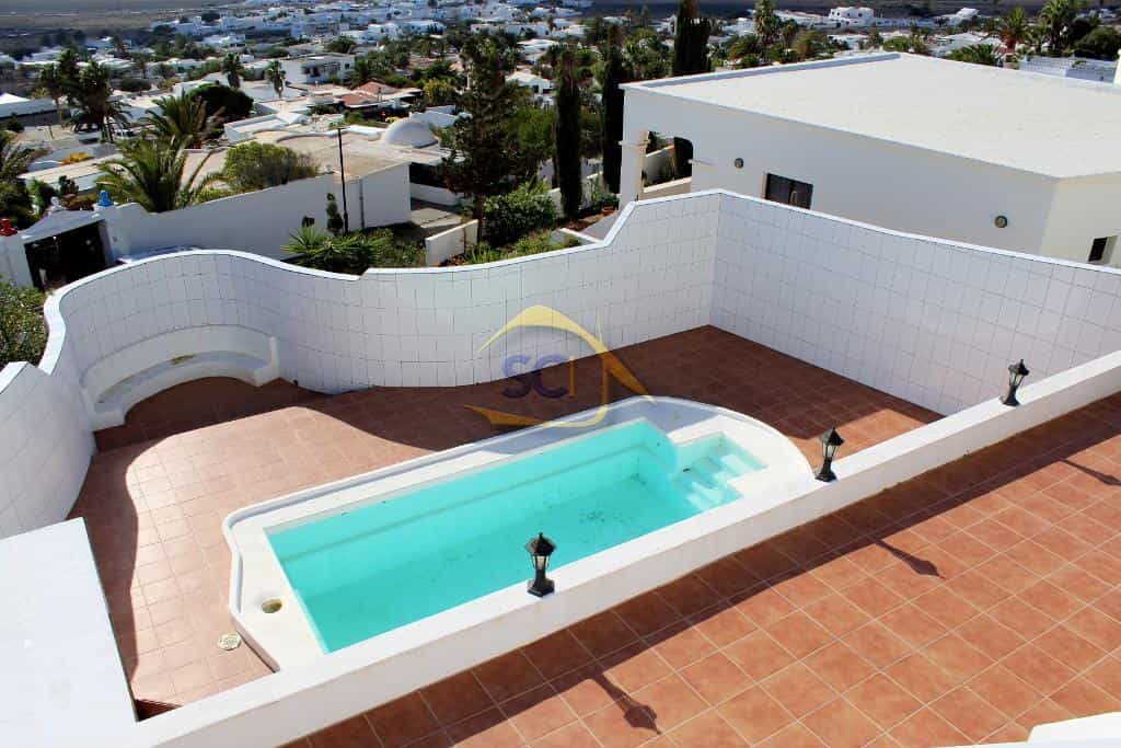 House in Teguise, Canary Islands 10921406
