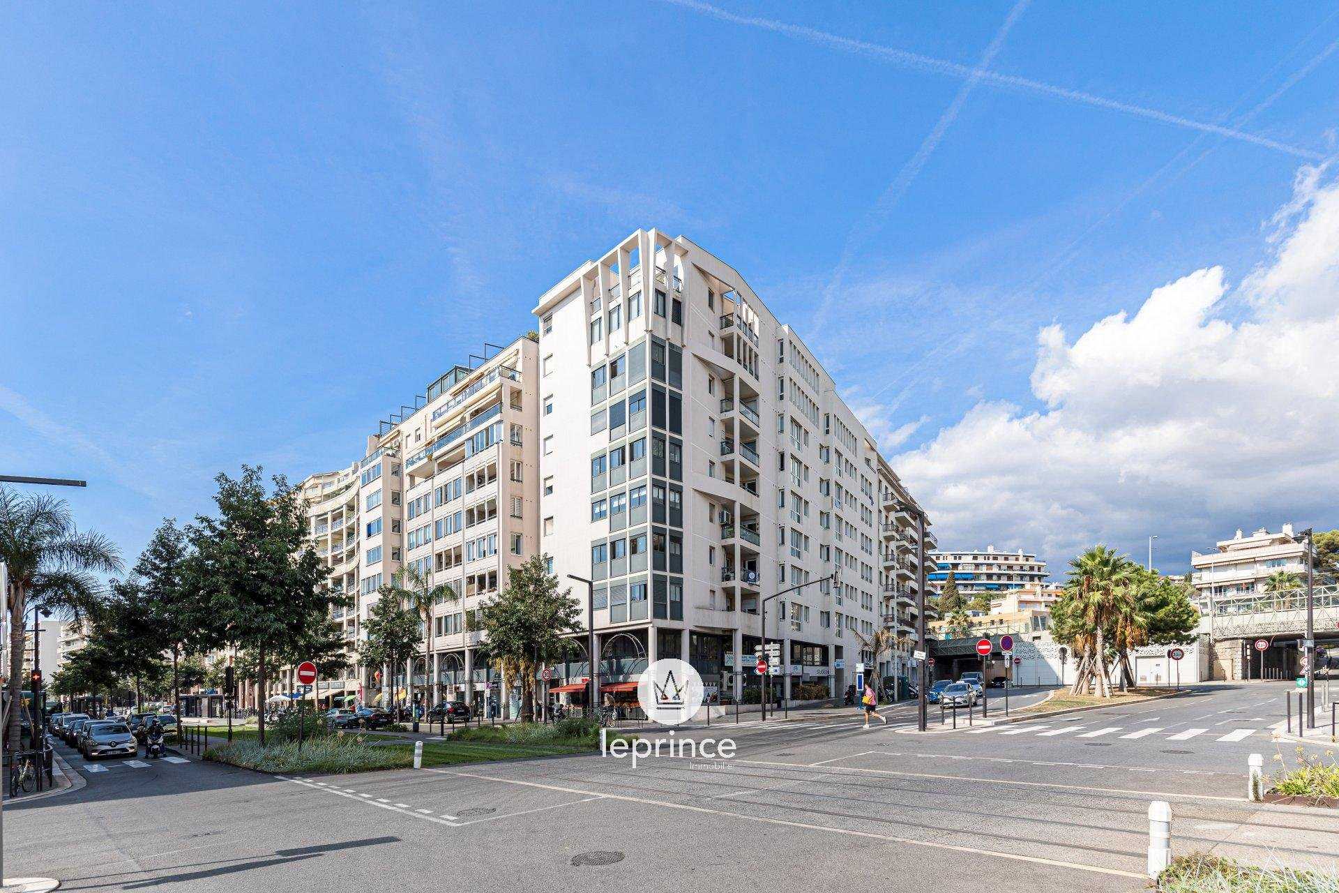 عمارات في Nice, Alpes-Maritimes 10921549