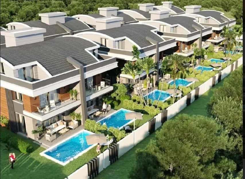 Real Estate in Antalya, Antalya 10922061
