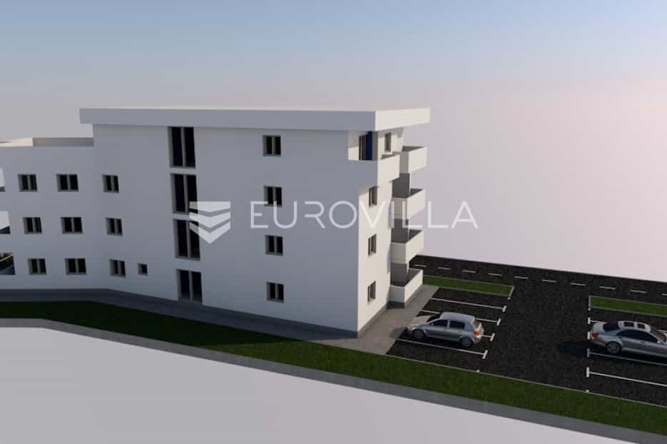 Condominium in Zapresic, Zagrebacka Zupanija 10922095