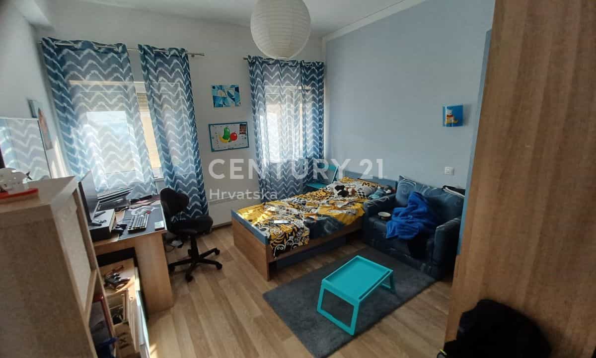 公寓 在 Rijeka, Primorje-Gorski Kotar County 10922112