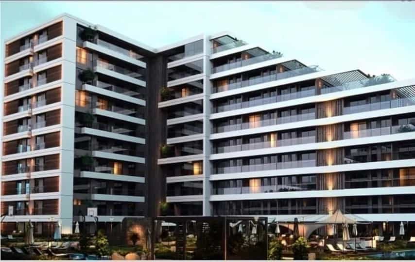 Real Estate in Antalya, 83 Mevlana Caddesi 10923774