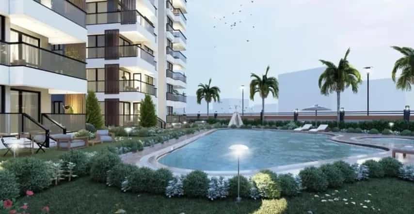 Real Estate in Antalya, 83 Mevlana Caddesi 10923776