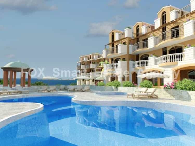 Condominium in Paphos, Pafos 10924020