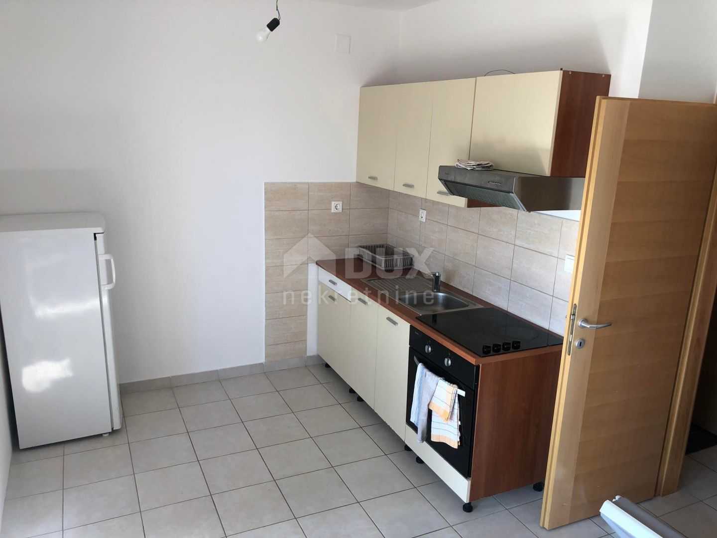 公寓 在 诺瓦利亚, 利克-塞尼斯卡·祖帕尼娅 10924155