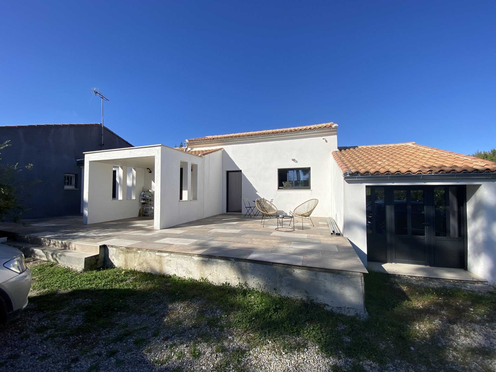 House in Chabanu, Provence-Alpes-Cote d'Azur 10924253