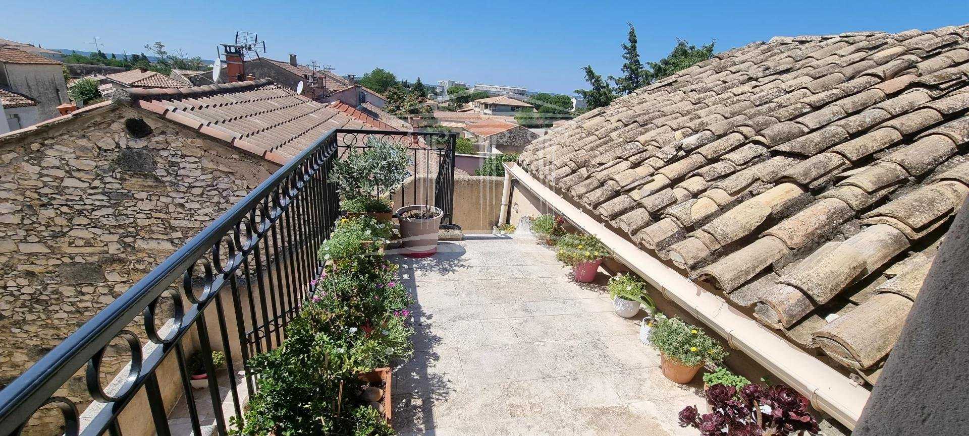 Condominium in Chateaurenard, Provence-Alpes-Cote d'Azur 10924268