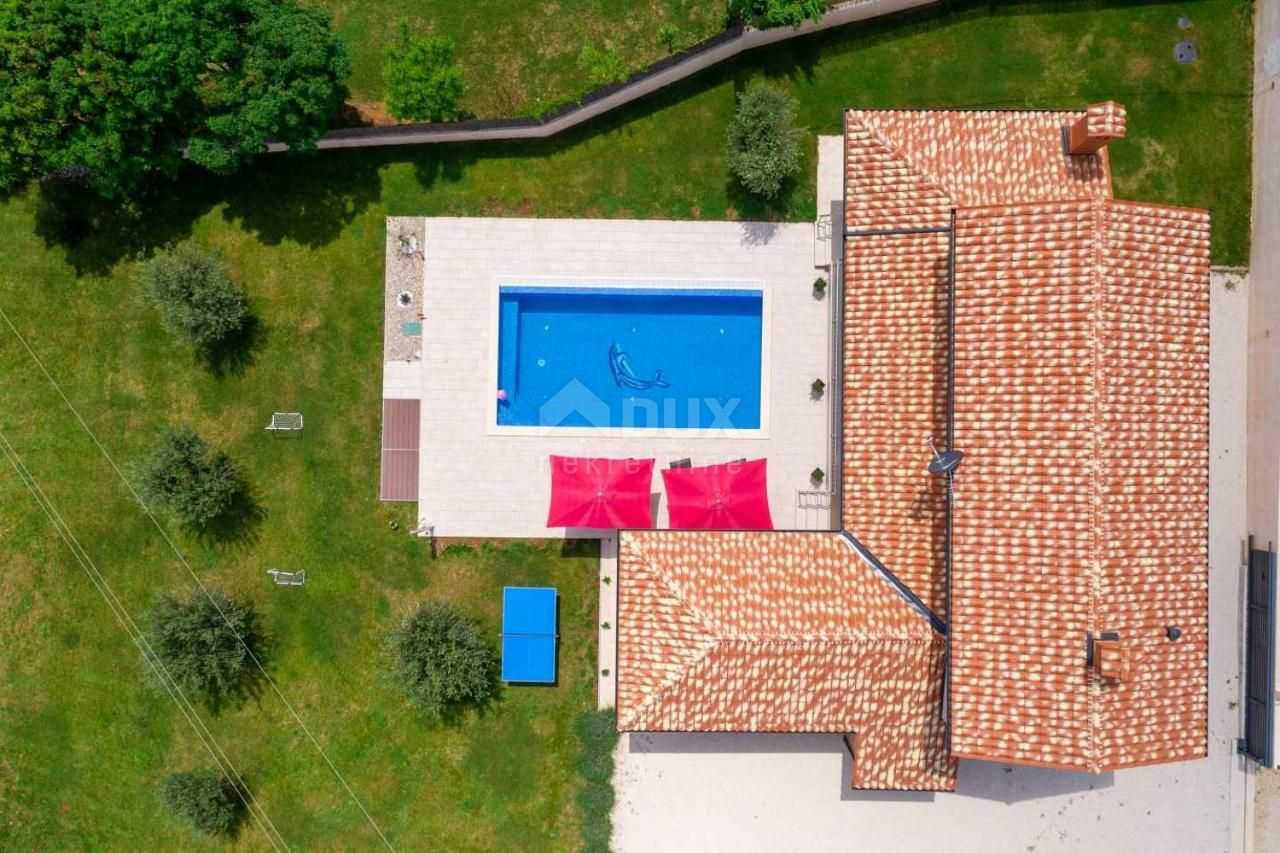 House in Zminj, Istarska Zupanija 10924420
