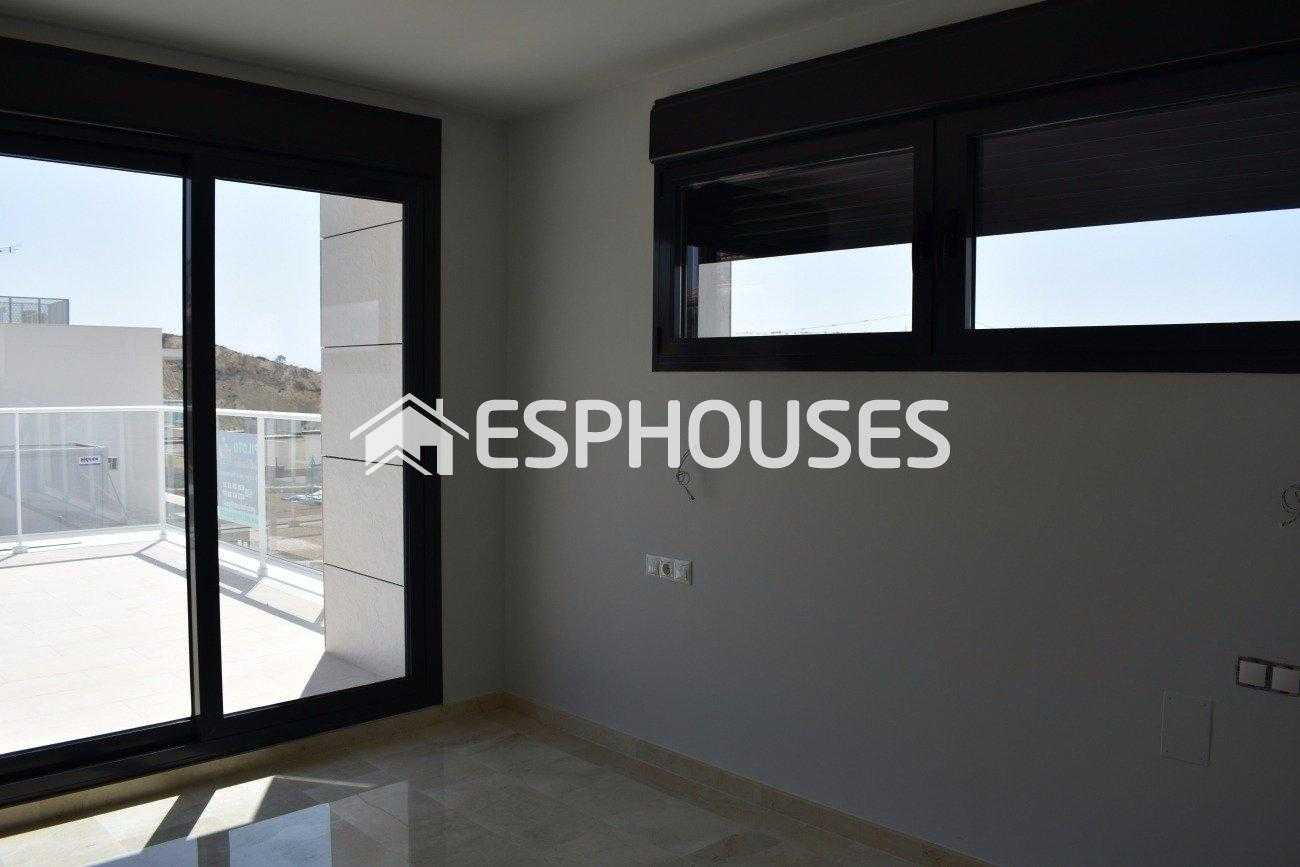 House in Finestrat, Valencia 10924818