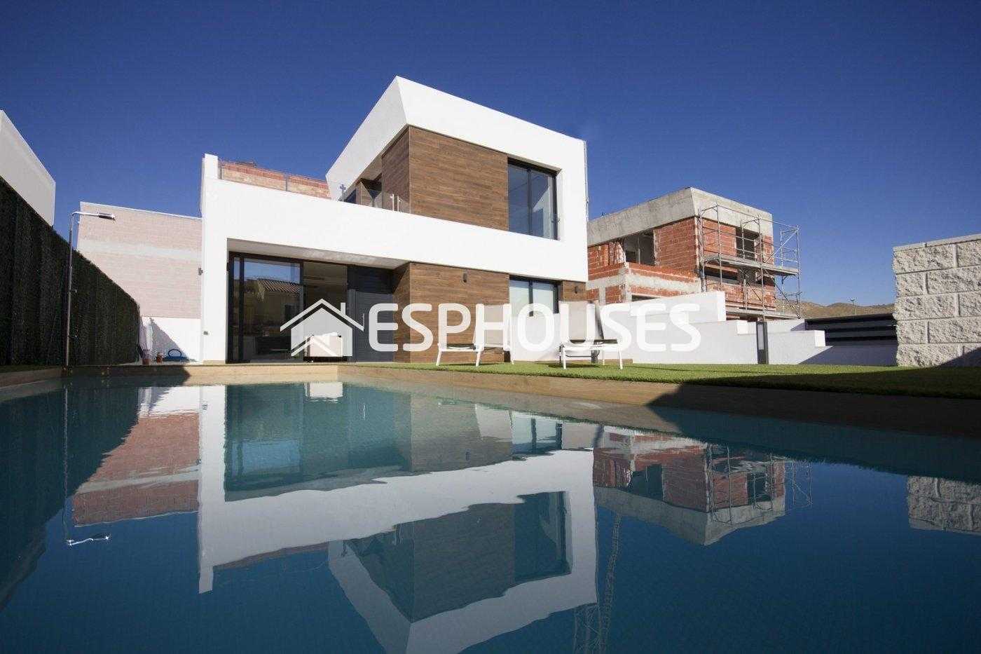 House in Carrer del Mar, Valencia 10924901