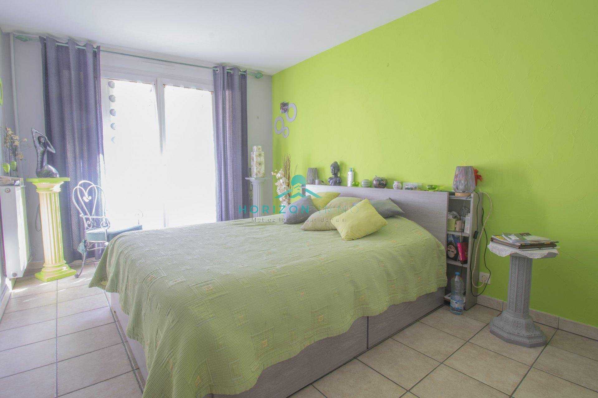 公寓 在 圣海伦娜, 普罗旺斯-阿尔卑斯-蓝色海岸 10925678