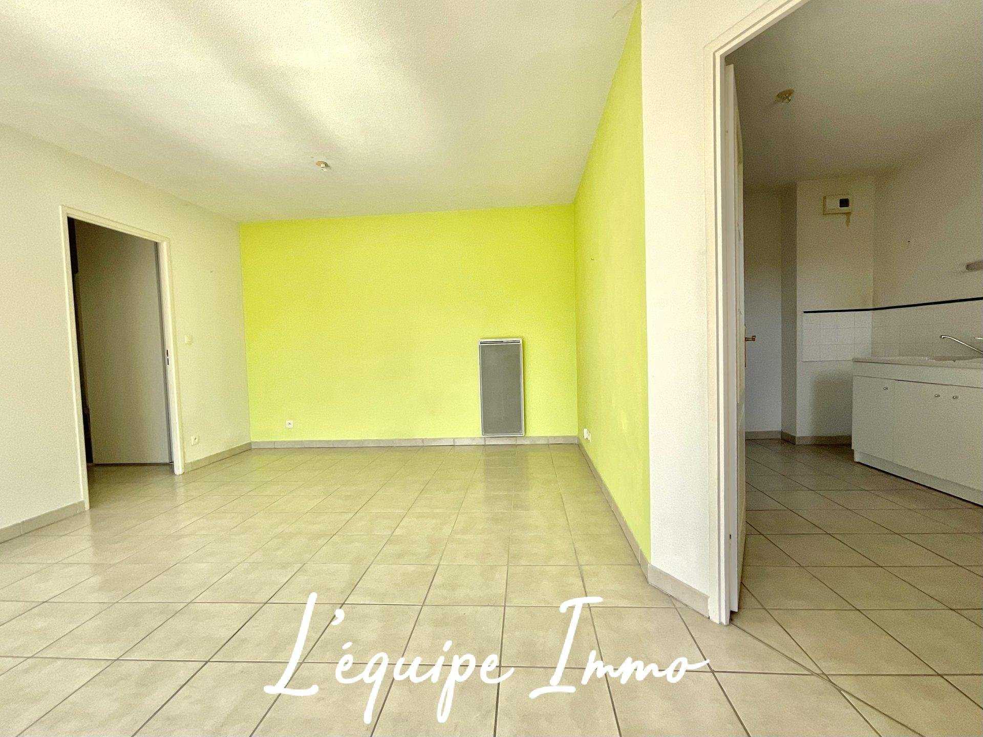 公寓 在 L'Isle-Jourdain, Occitanie 10925706