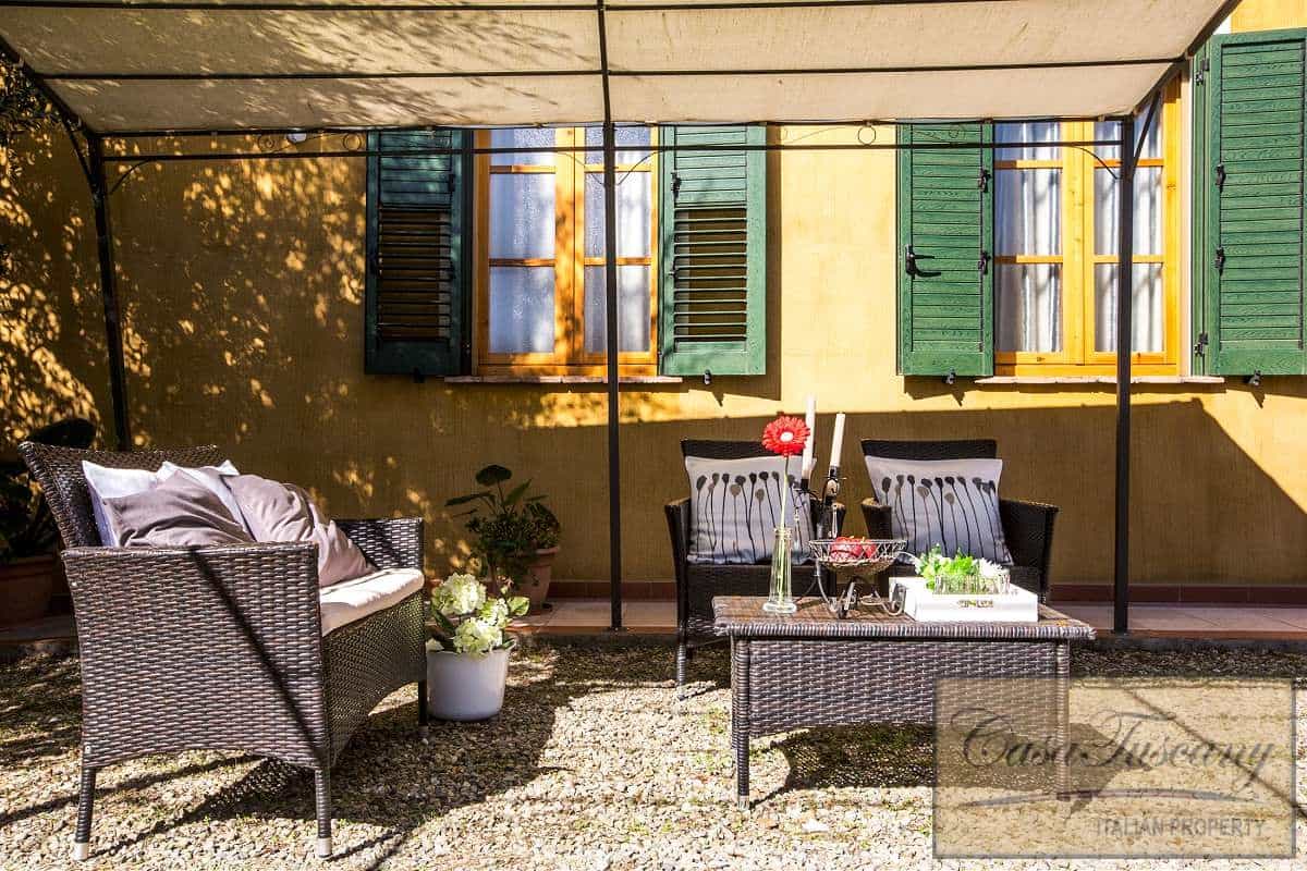 rumah dalam Terricciola, Tuscany 10925845