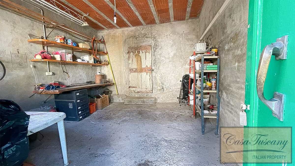 Кондоминиум в Borgo a Buggiano, Tuscany 10925880