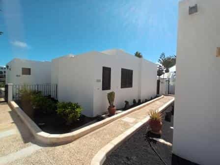 房子 在 阿雷西費, 加那利群島 10925953