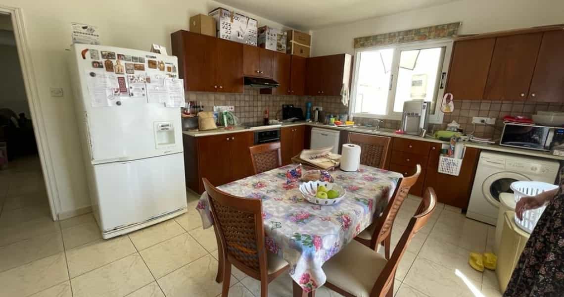 Huis in Perivolia, Larnaca 10926044
