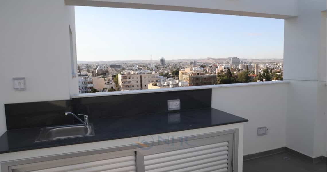 Condominium in Larnaca, Larnaca 10926091