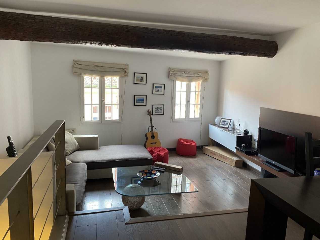 Talo sisään Le Vernet-Saint-Esprit, Occitanie 10926181
