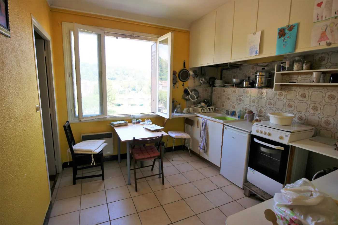 Condominium in Bedarieux, Occitanië 10926191
