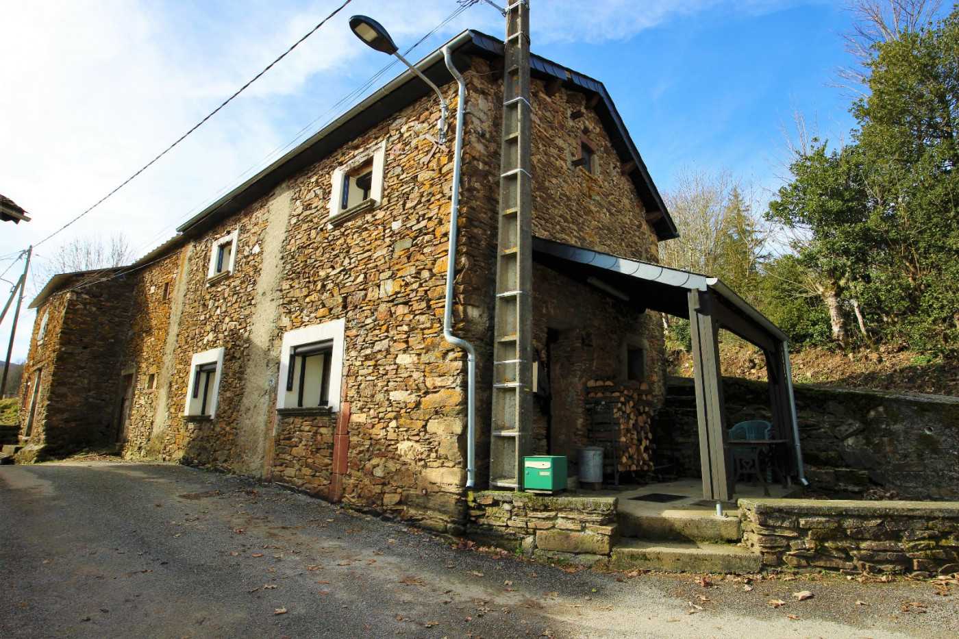 House in Murat-sur-Vebre, Occitanie 10926335