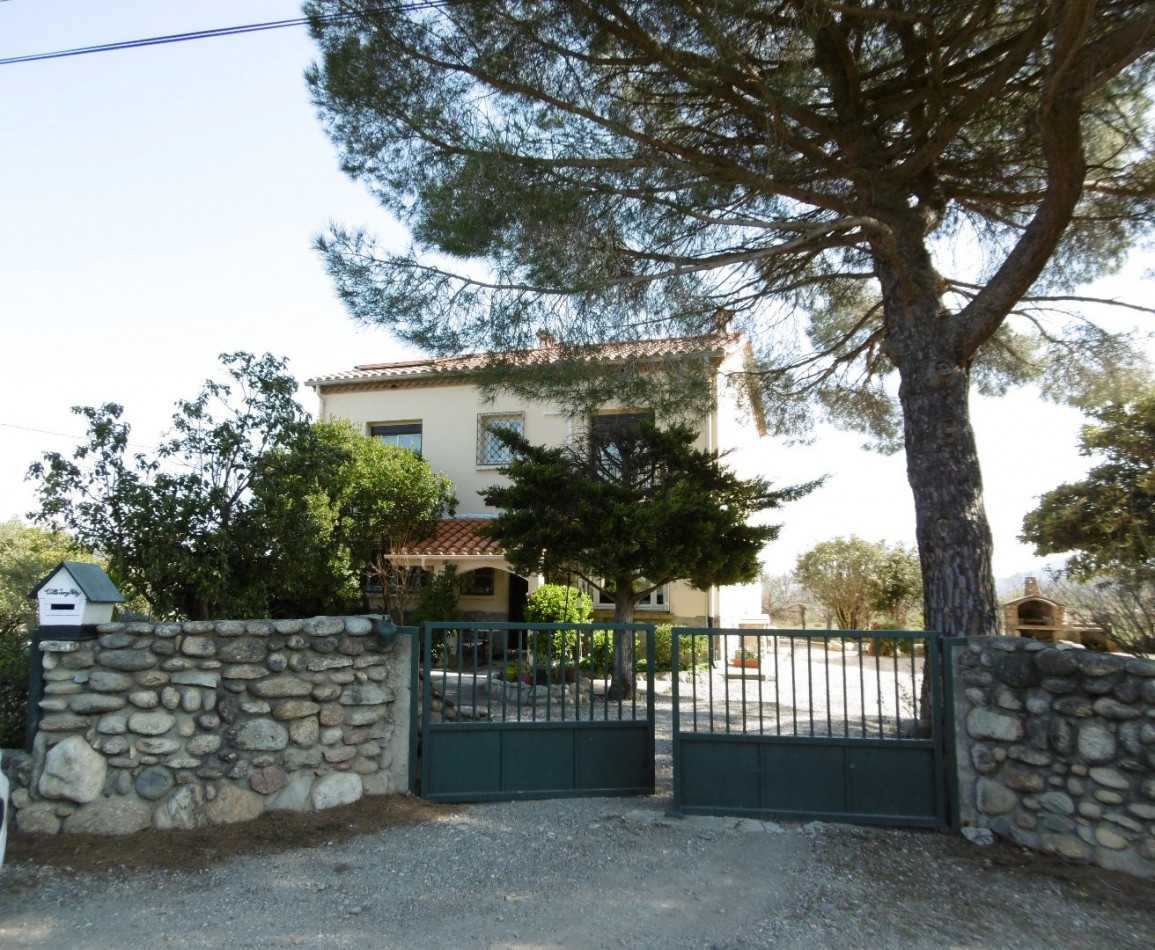 Rumah di Céret, Occitanie 10926400