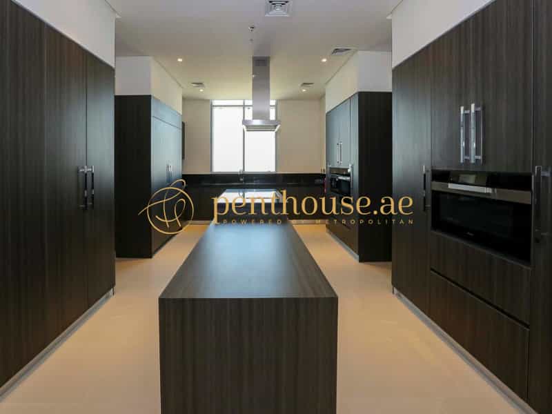 House in Dubai, Dubai 10926826