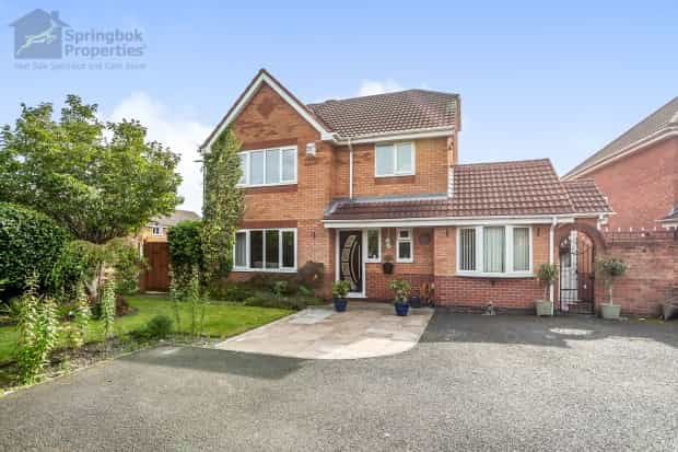 House in Brownhills, Walsall 10926887