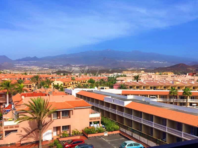 Condominium in Costa del Silencio, Canarias 10926989
