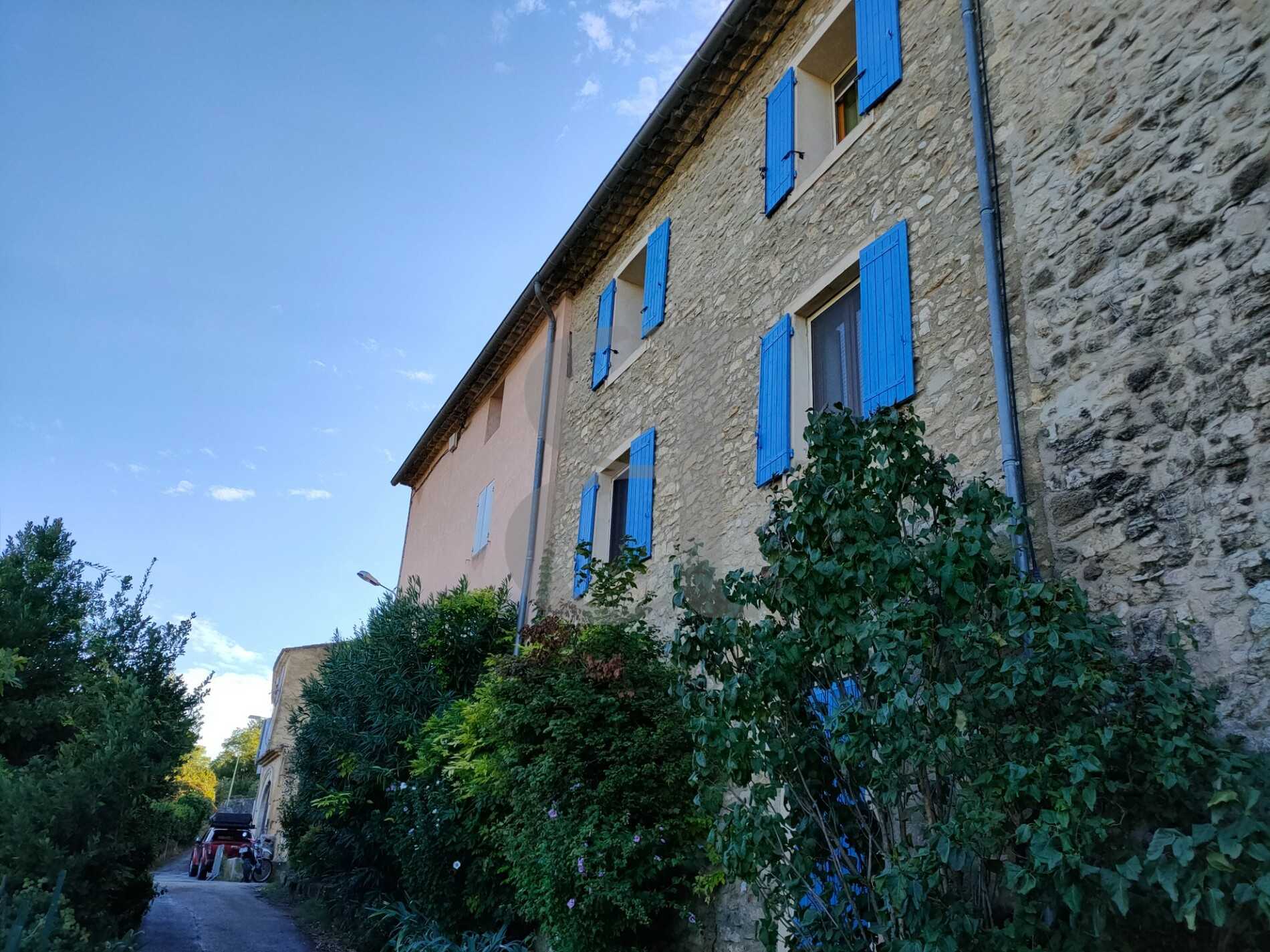 House in Malaucene, Provence-Alpes-Cote d'Azur 10927219