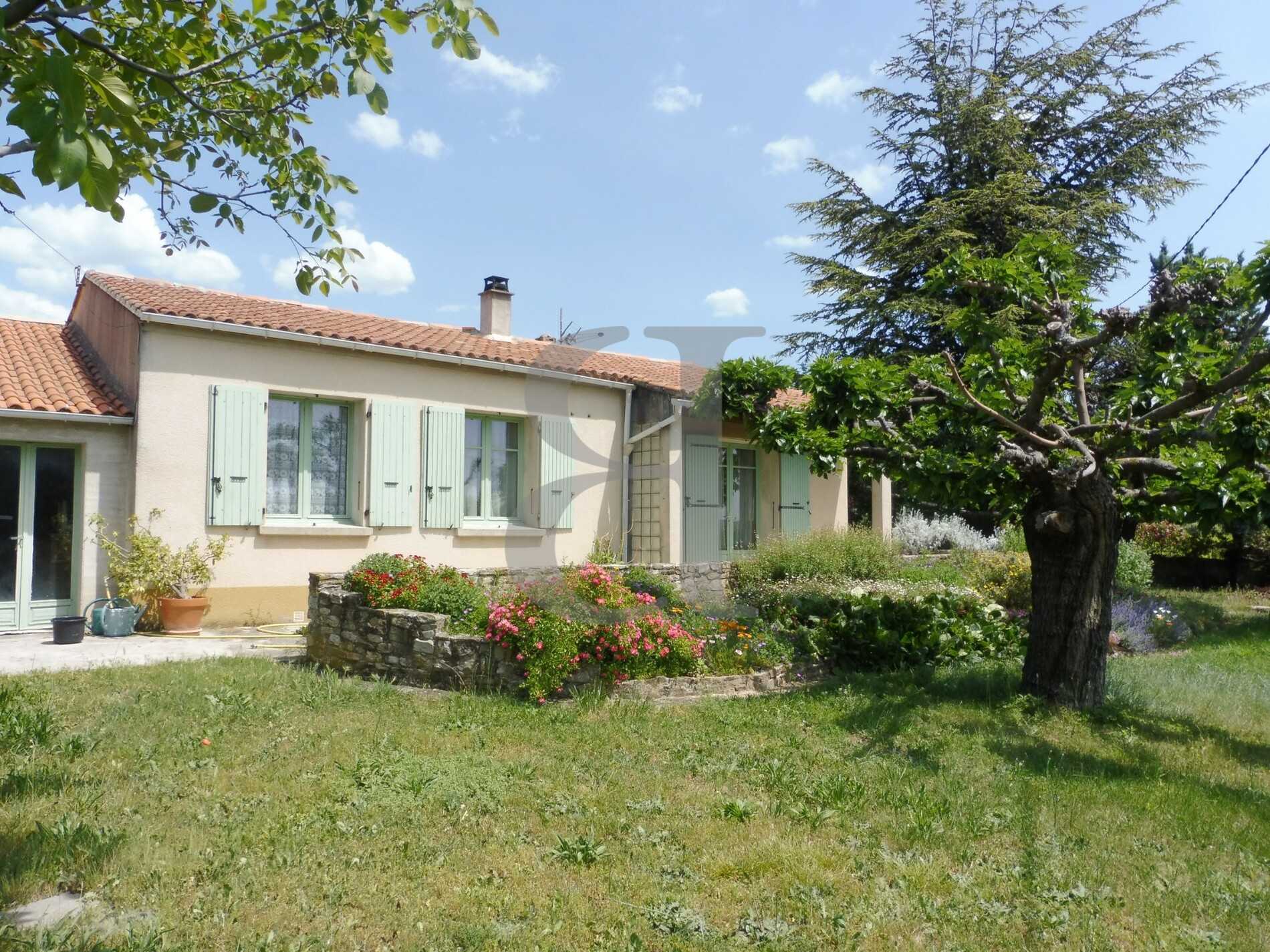 Huis in Valreas, Provence-Alpes-Côte d'Azur 10927241