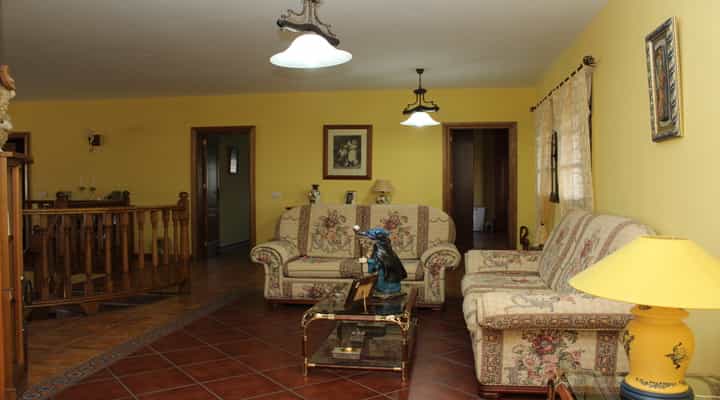 жилой дом в Casillas del Ángel, Canarias 10927249