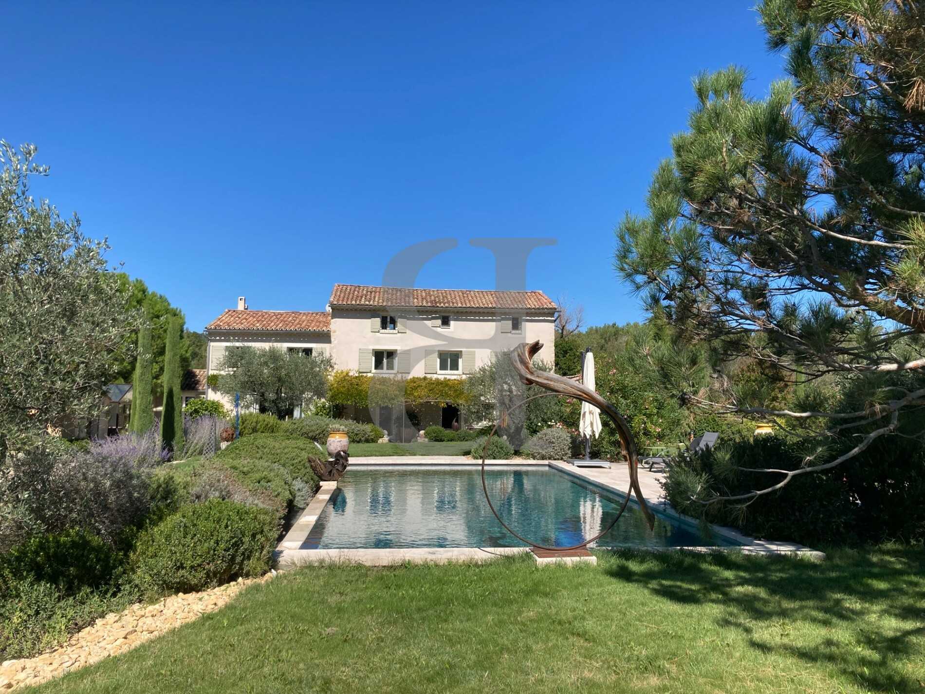 House in Vaison-la-Romaine, Provence-Alpes-Cote d'Azur 10927258
