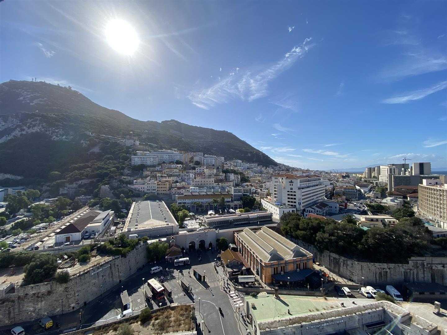Condominium in Gibraltar,  10927358