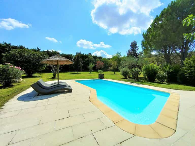 Hus i Chateaurenard, Provence-Alpes-Cote d'Azur 10927426