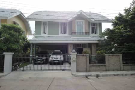 Casa nel Fra Nakhon, Krung Thep Maha Nakhon 10927576