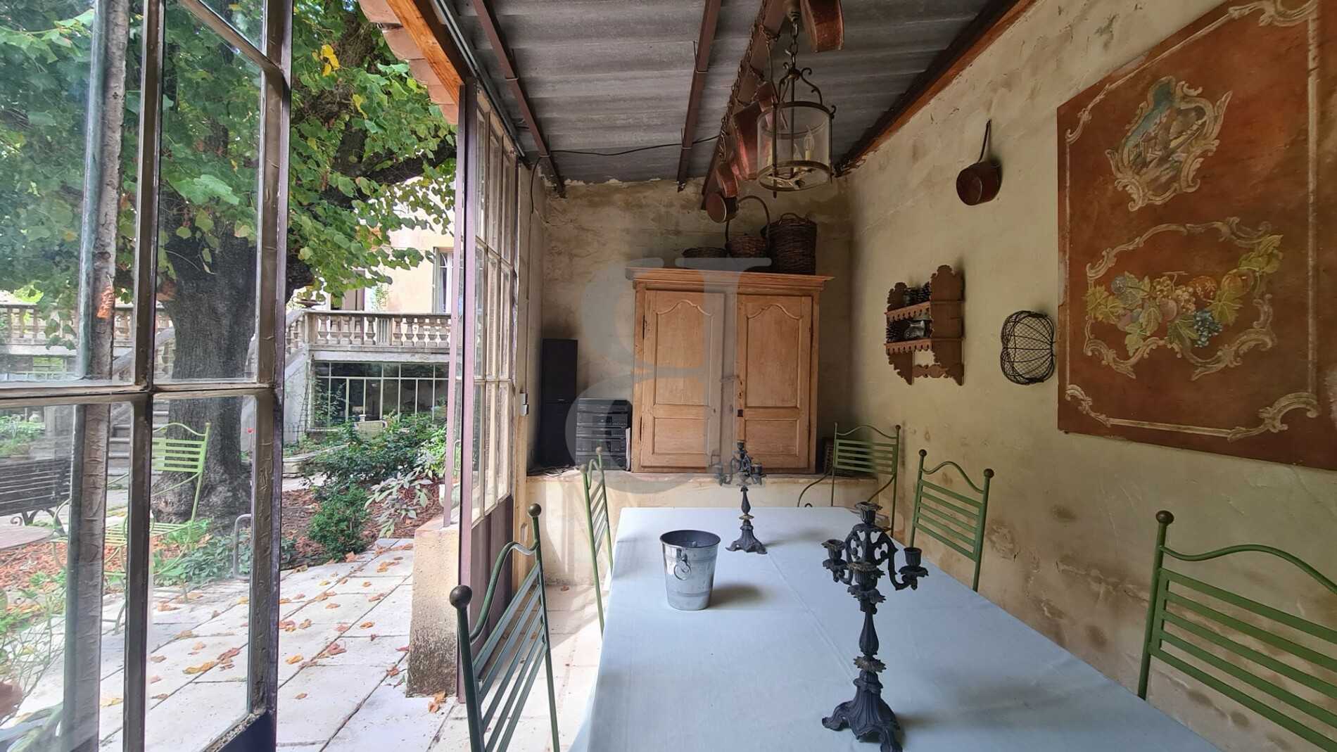 Huis in Valréas, Provence-Alpes-Côte d'Azur 10927613