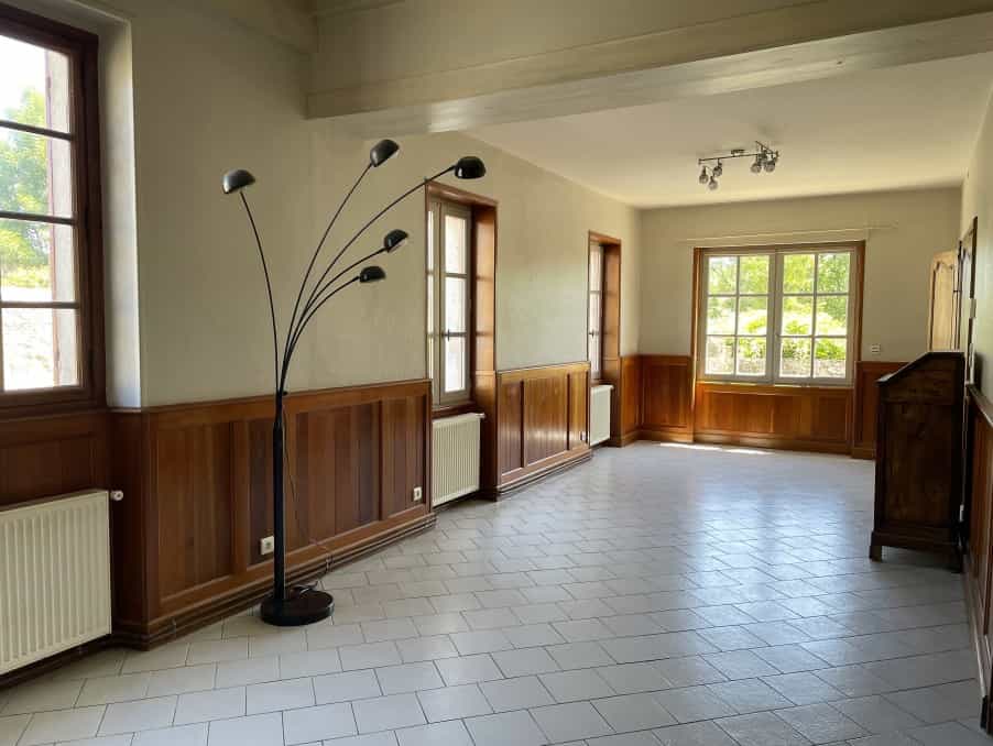 House in Monpazier, Nouvelle-Aquitaine 10927737