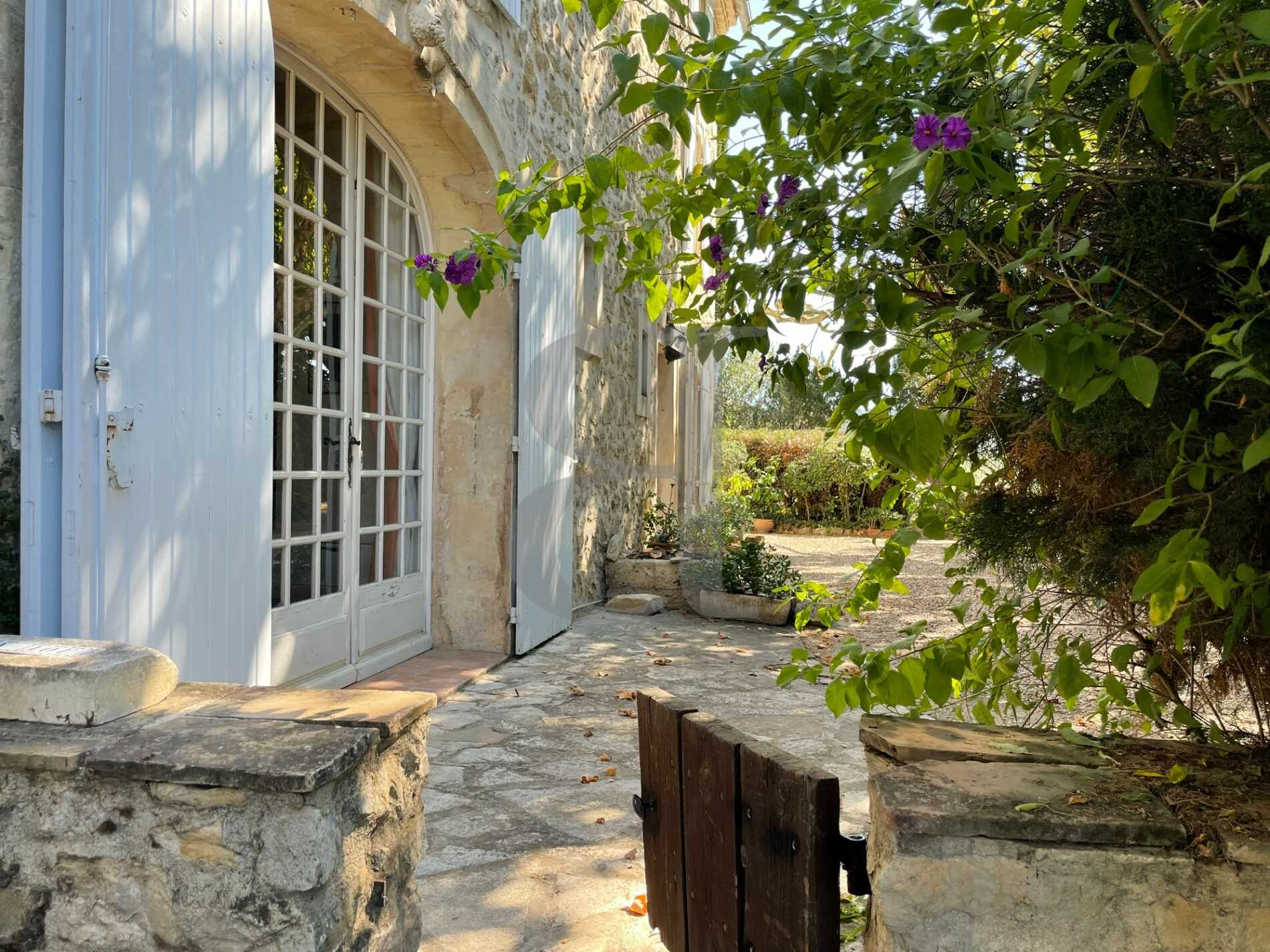 آخر في Villedieu, Provence-Alpes-Côte d'Azur 10927765