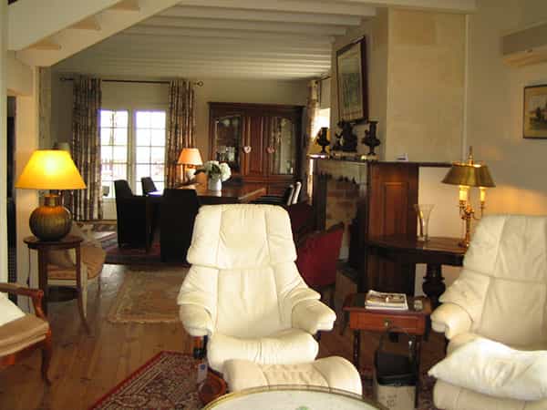 Будинок в Sainte-Foy-la-Grande, Nouvelle-Aquitaine 10927850