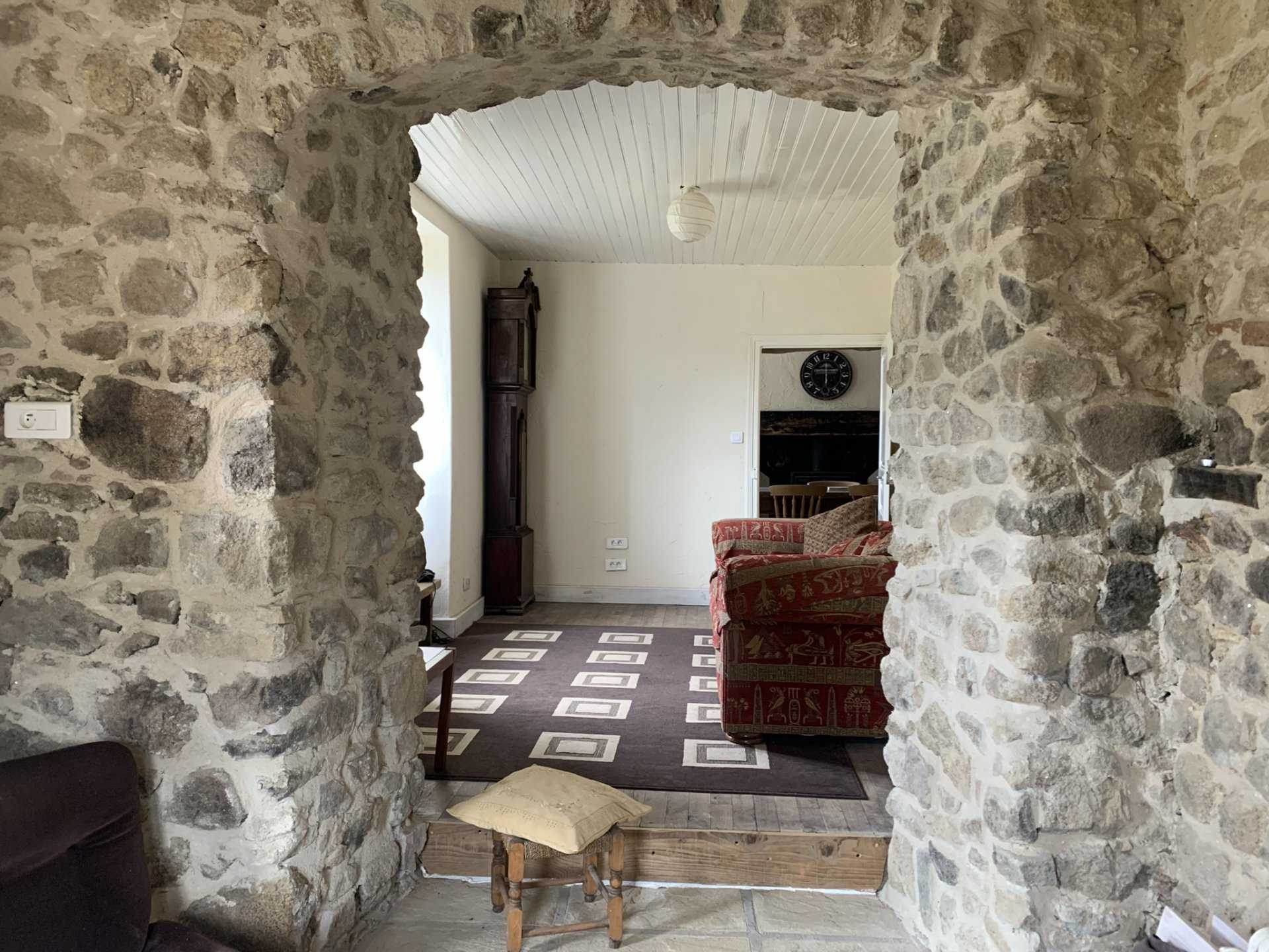 Talo sisään Abjat-sur-Bandiat, Nouvelle-Aquitaine 10927880