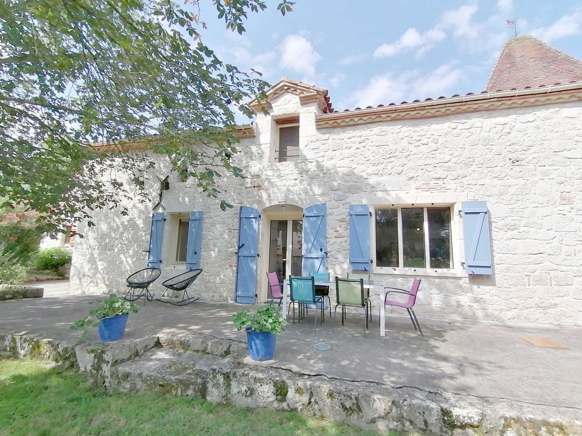 rumah dalam Montpezat, Nouvelle-Aquitaine 10927883
