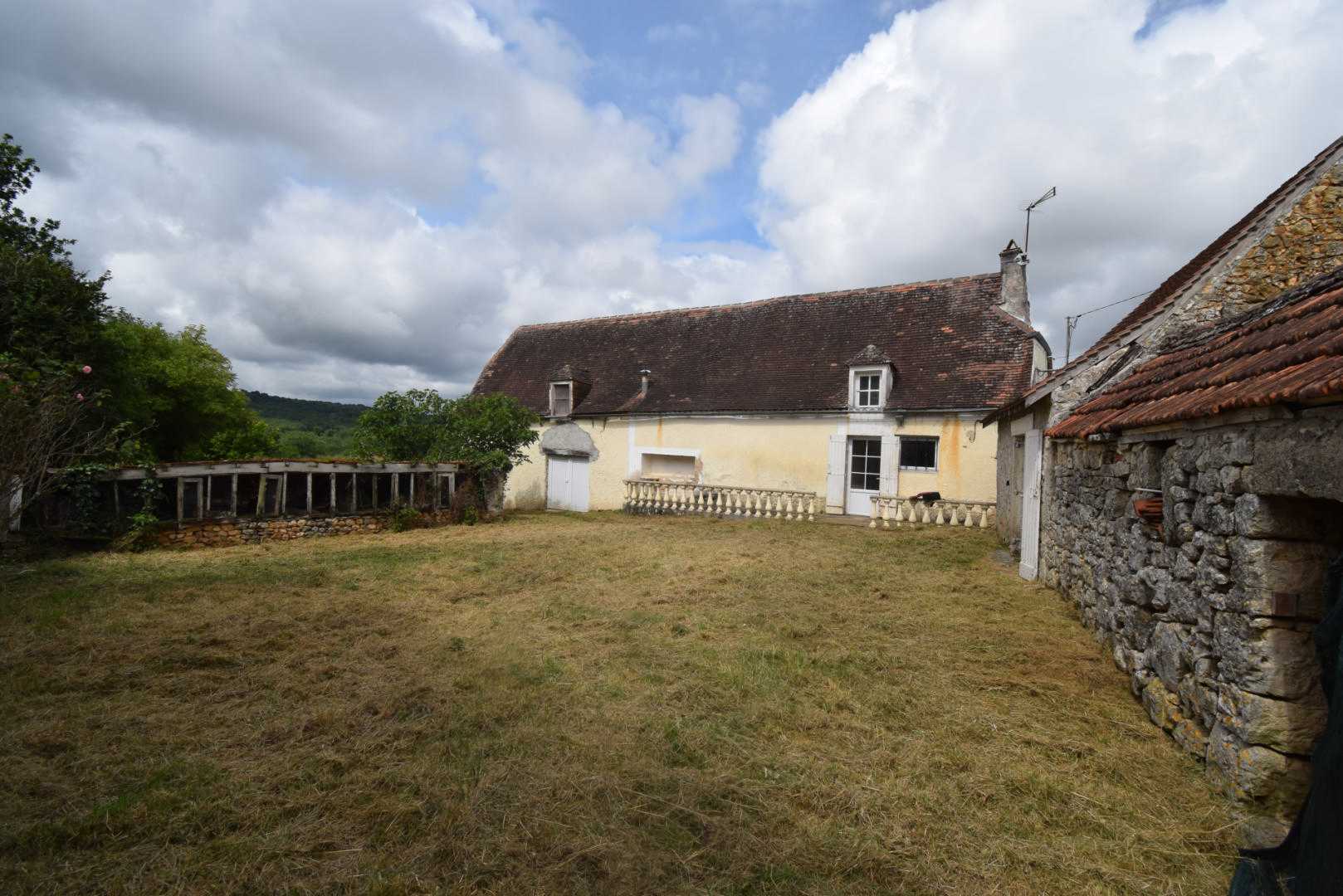 rumah dalam Saint-Cyprien, Nouvelle-Aquitaine 10927909