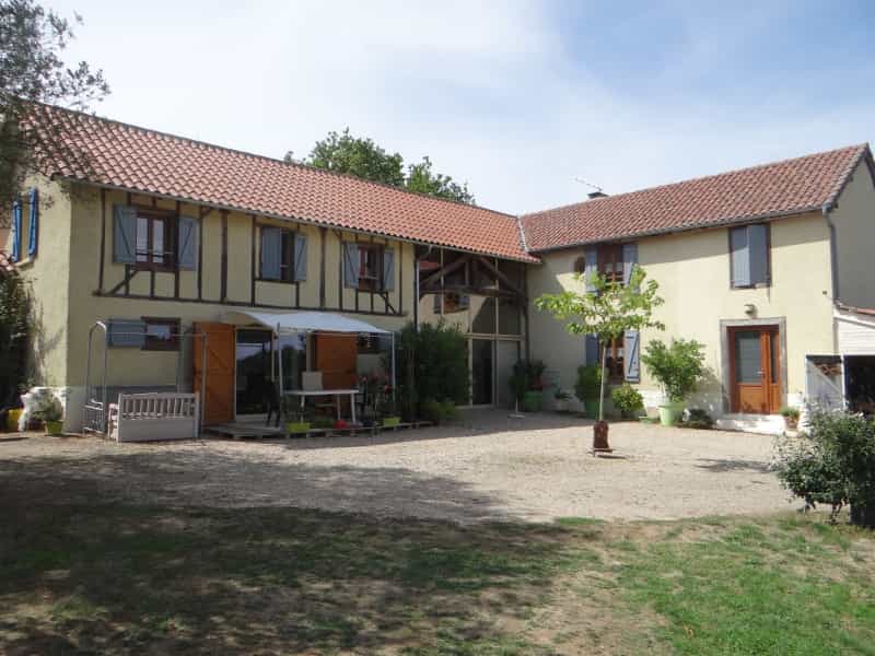 房子 在 Bernadets-Debat, Occitanie 10928008