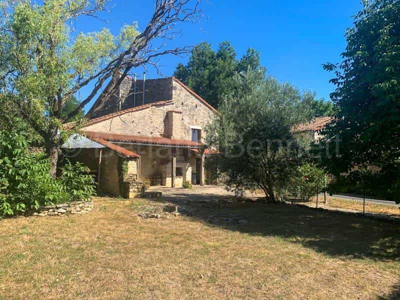 Huis in Blanzay, Nouvelle-Aquitaine 10928060