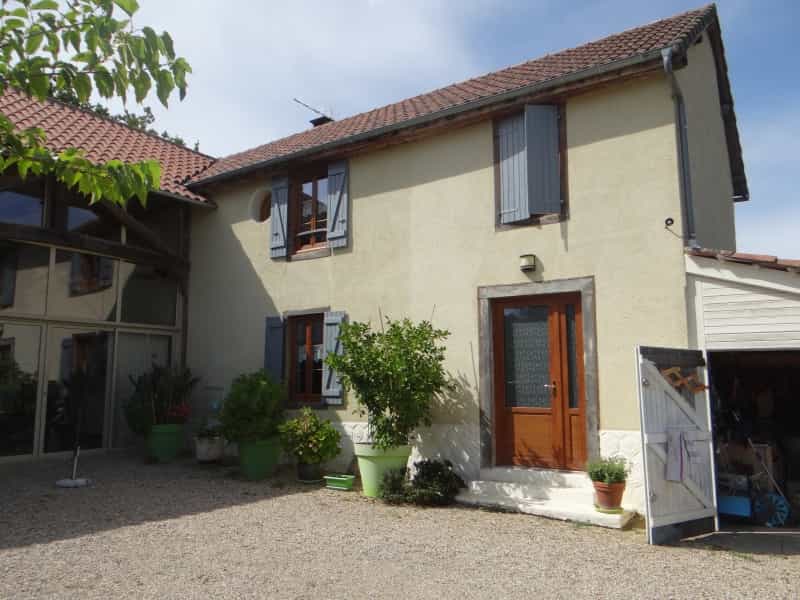 House in Bernadets-Debat, Occitanie 10928120