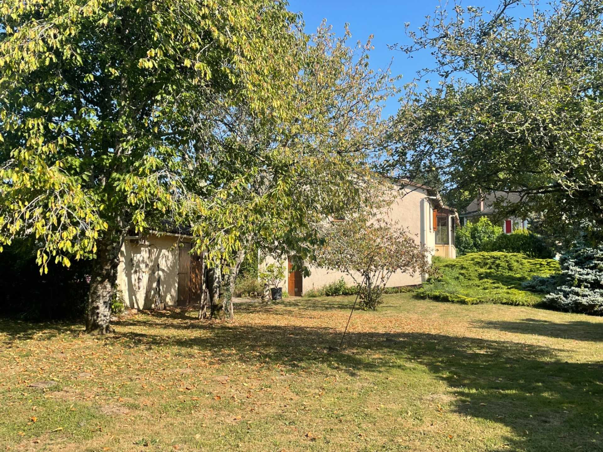 Rumah di Auba, Nouvelle-Aquitaine 10928235