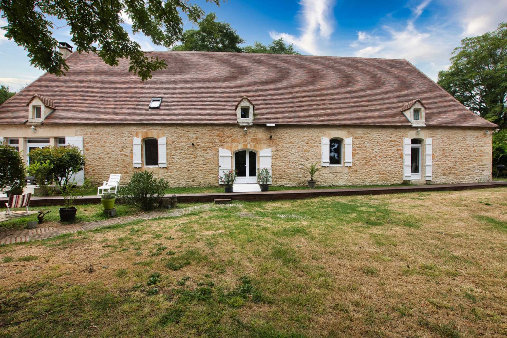 жилой дом в Saint-Cybranet, Nouvelle-Aquitaine 10928301