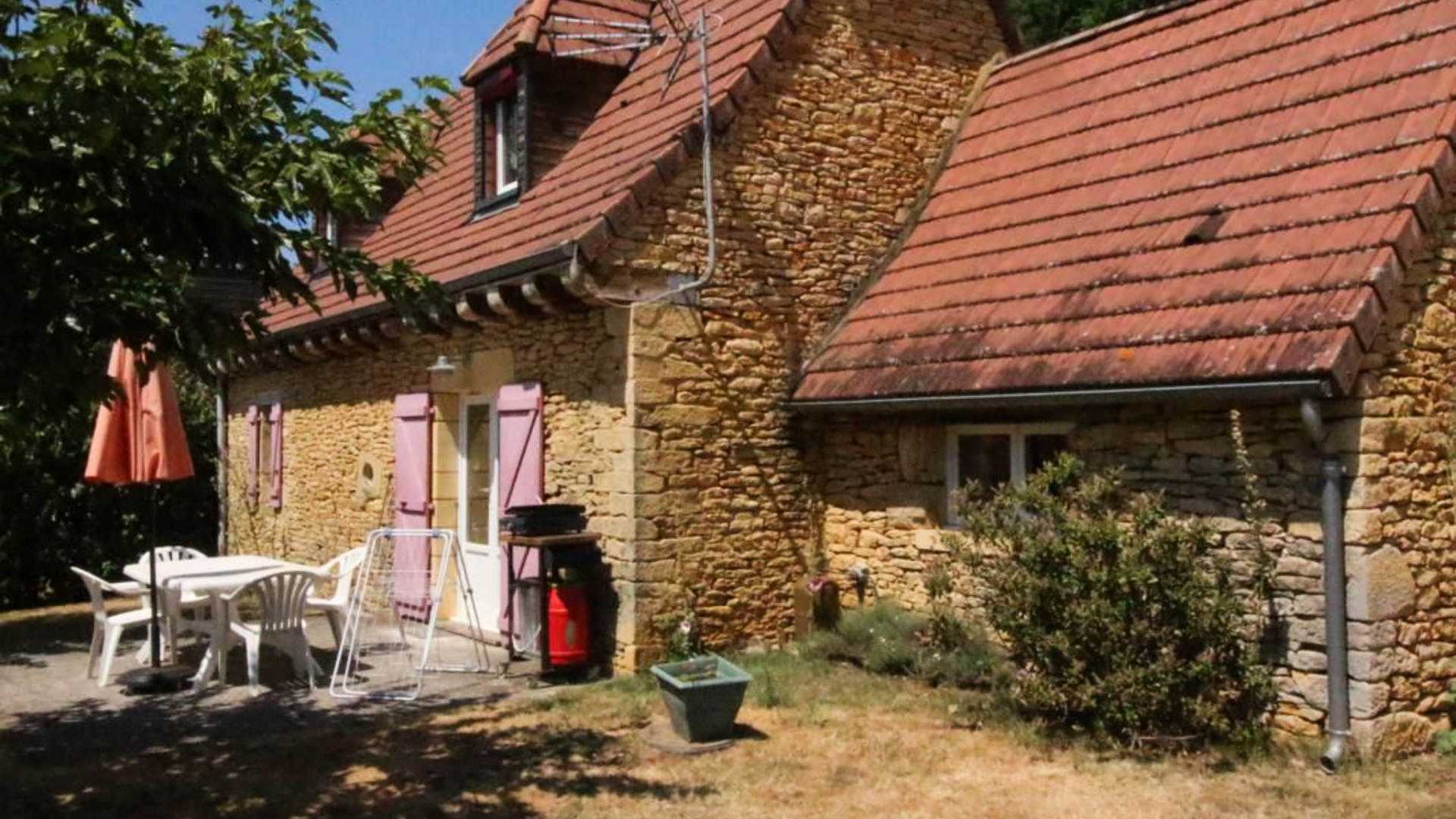 Будинок в Salignac-Eyvigues, Nouvelle-Aquitaine 10928312