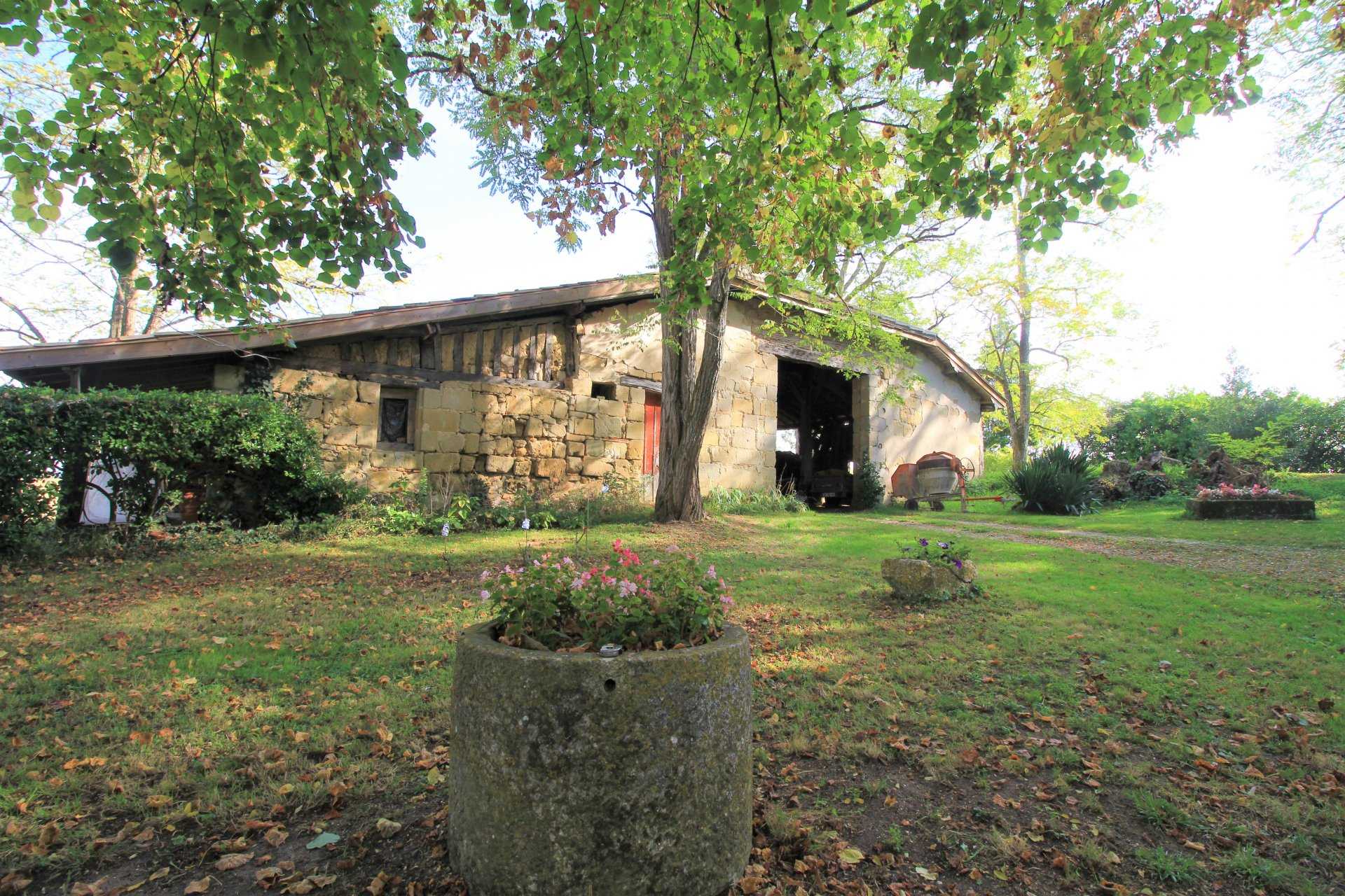 σπίτι σε Miramont-de-Guyenne, Nouvelle-Aquitaine 10928410