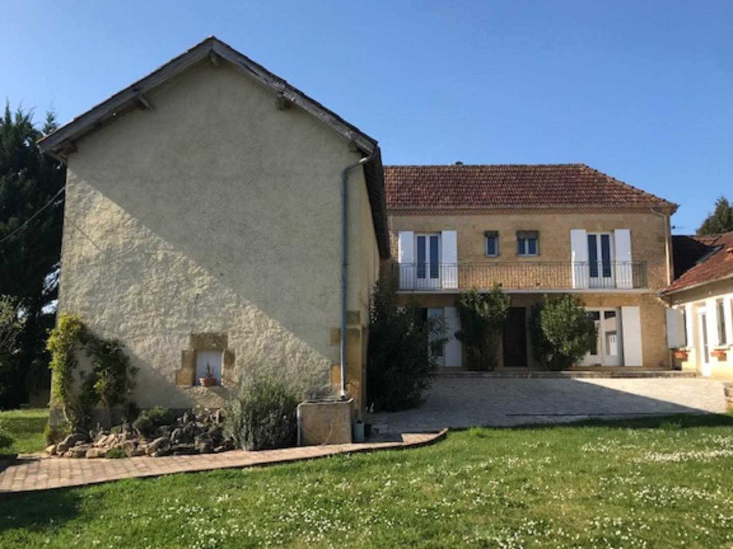 Hus i Vitrac, Nouvelle-Aquitaine 10928443